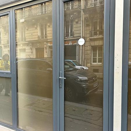 Stylish Modern Studio Apartment Paris Eksteriør billede